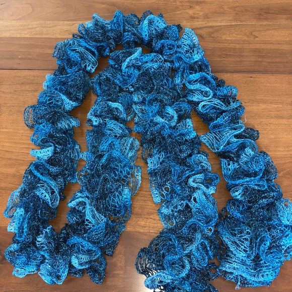 Hand-Knit Ruffle Scarf - Picture 2 of 3